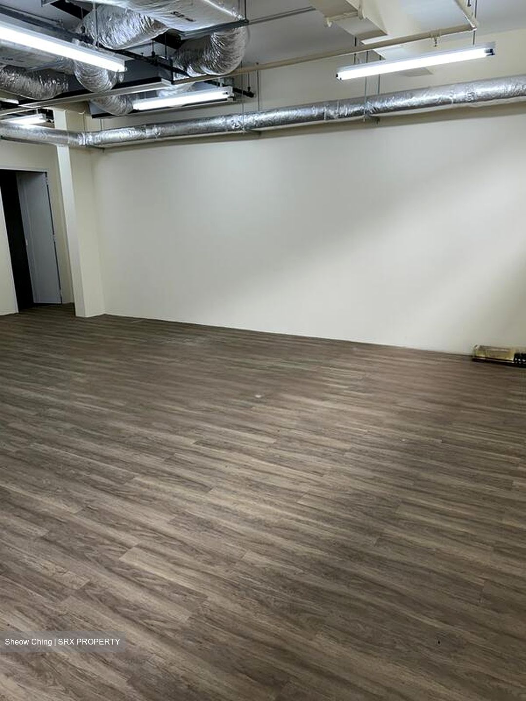Waterfront Isle (D16), Retail #456475141